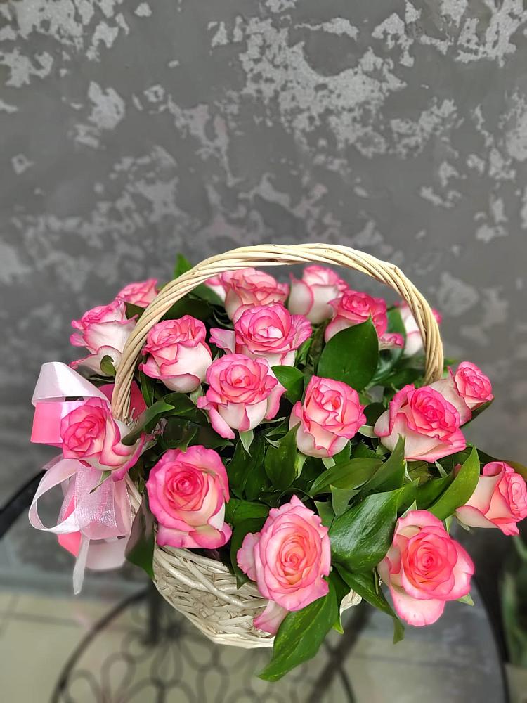 Цветочная композиция из Розы в корзине в Могоче