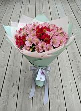 Букет цветов из:  Альстромерии #REPLACE_PRED# Могоче
