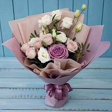 Букет цветов из:  Розы и Лизиантусы #REPLACE_PRED# Могоче