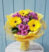 Букет цветов из:  Хризантемы и Герберы в Могоче