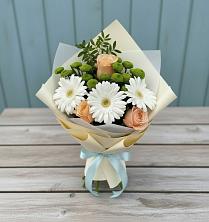 Букет цветов из:  Герберы, Розы и Хризантемы в Могоче
