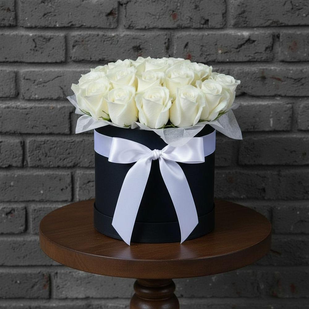 Цветочная композиция из Розы в шляпной коробке в Могоче