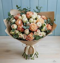 Букет цветов из:  Альстромерии и Розы #REPLACE_PRED# Могоче